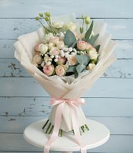 Букет цветов из:  Розы и Лизиантусы в Копейске
