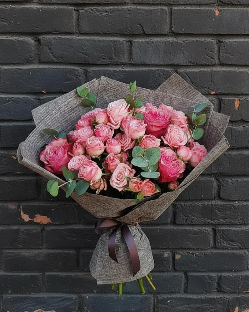 Букет цветов из: Розы в Копейске