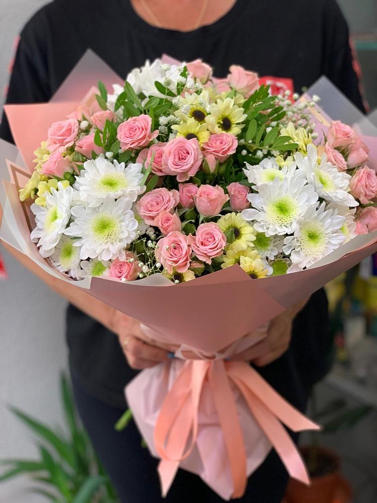 Букет цветов из: Розы и Хризантемы в Копейске