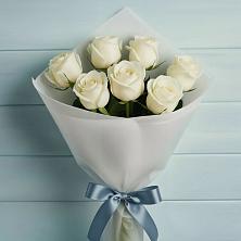 Букет 7 Белых роз Эдлесс Лав в Копейске