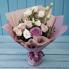 Букет цветов из:  Розы и Лизиантусы в Копейске