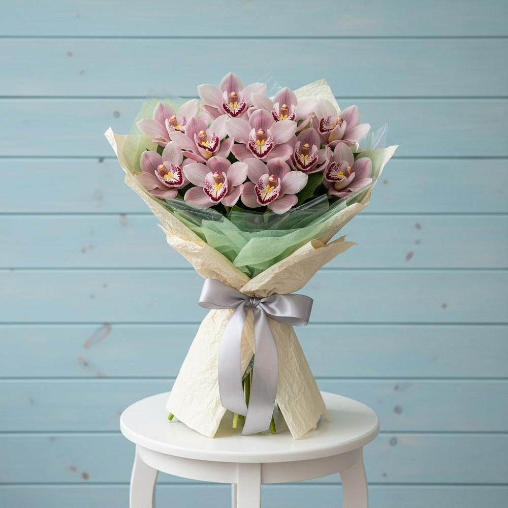 Букет цветов из: Орхидеи и Розы в Копейске