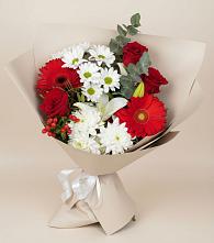 Букет цветов из:  Розы, Хризантемы, Герберы и Лилии в Копейске