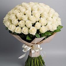 Букет 101 беля роза Белоснежка в Копейске