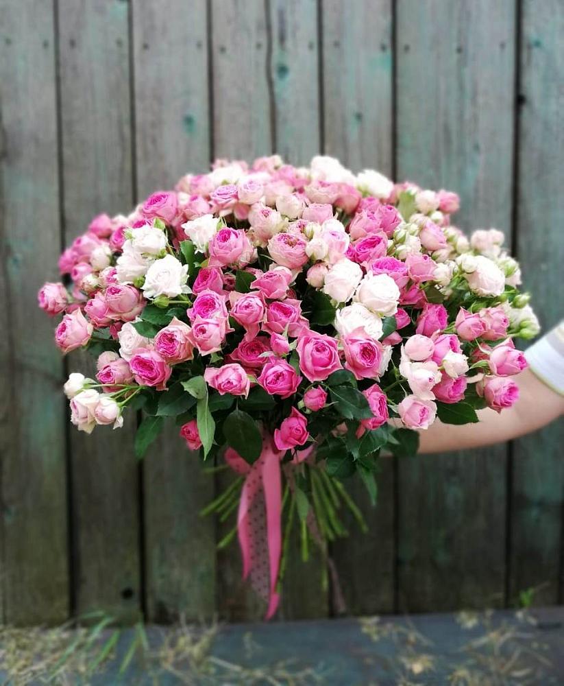 Букет Розовые кустовые розы Натали и Лав Лидия в Копейске