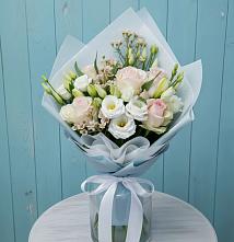 Букет цветов из:  Розы и Лизиантусы в Копейске
