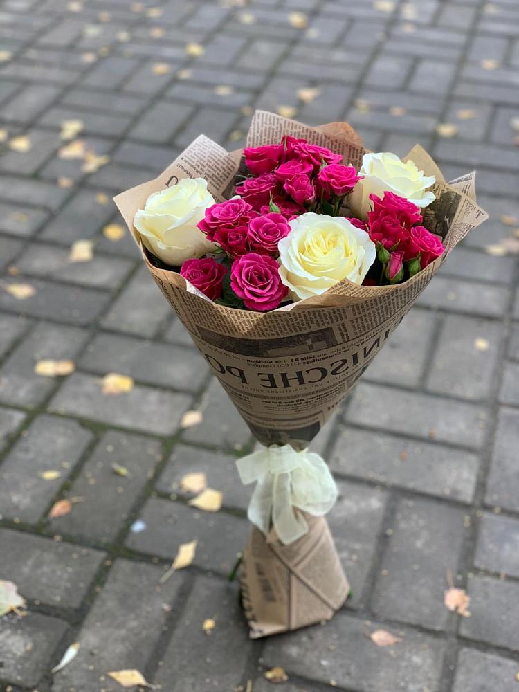 Букет цветов из: Розы в Копейске