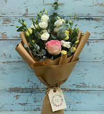 Букет цветов из:  Розы и Лизиантусы в Копейске