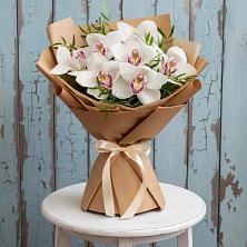 Букет цветов из:  Орхидеи и Розы в Копейске