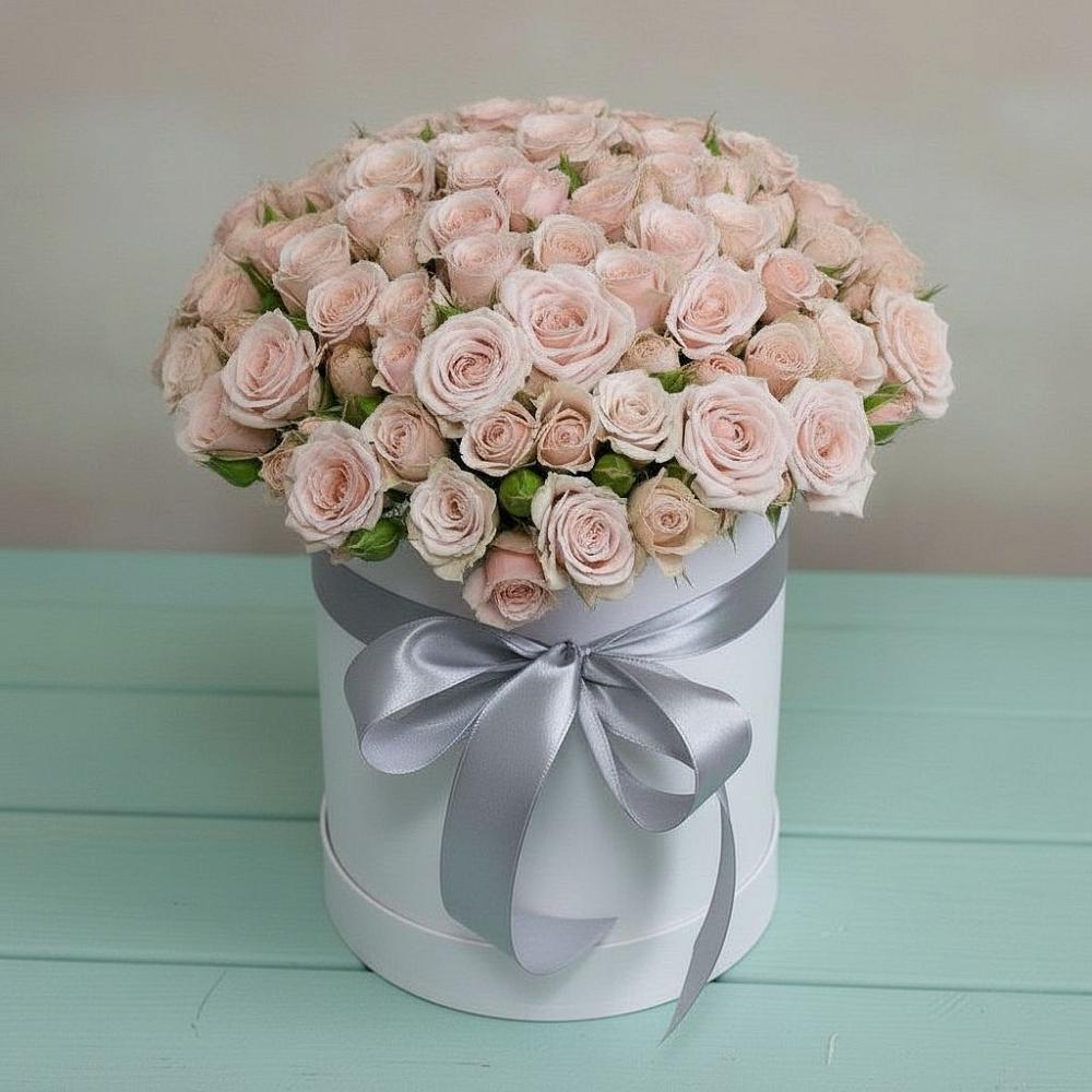 Цветочная композиция из Розы в шляпной коробке в Копейске